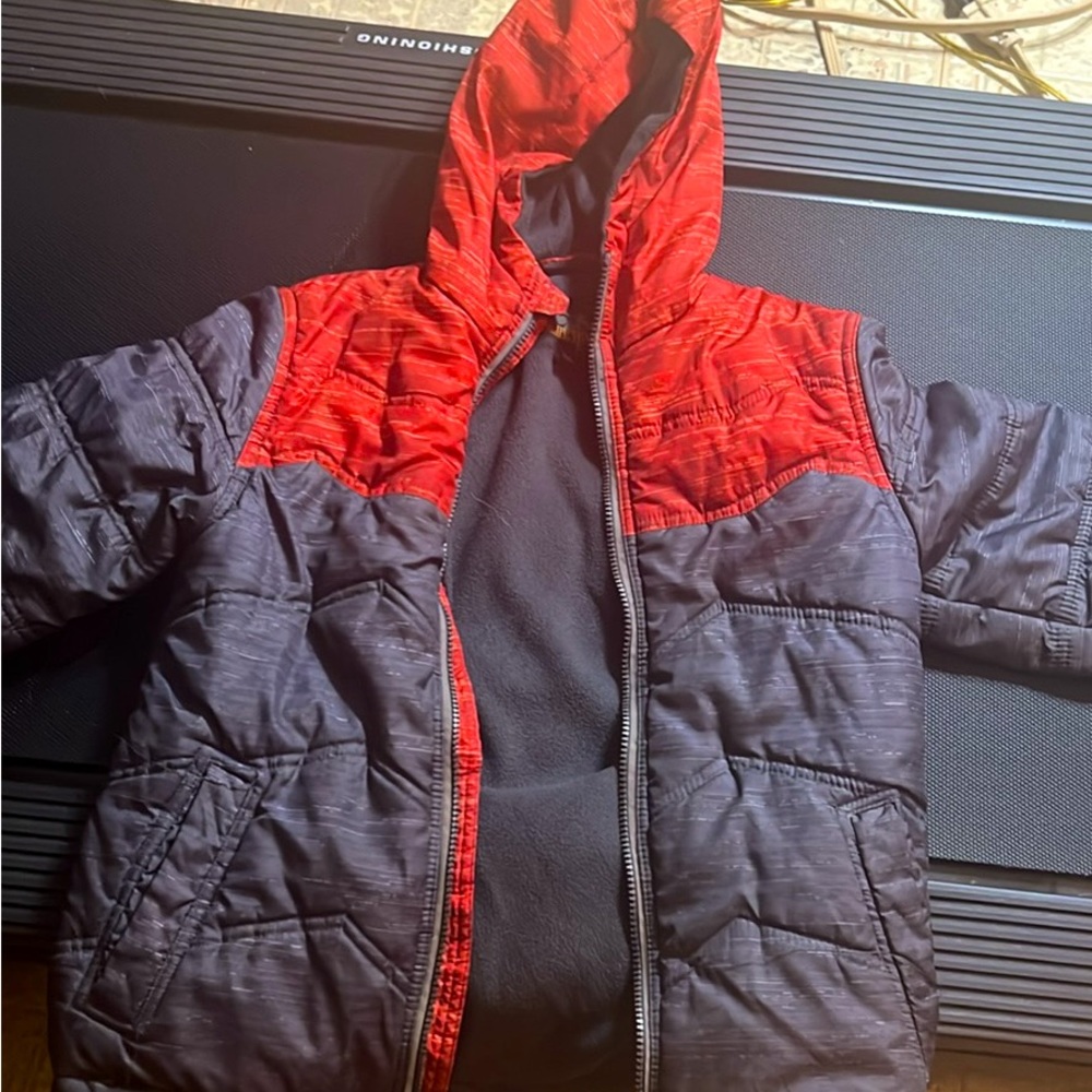 Pacific trail boys winter coat size 8